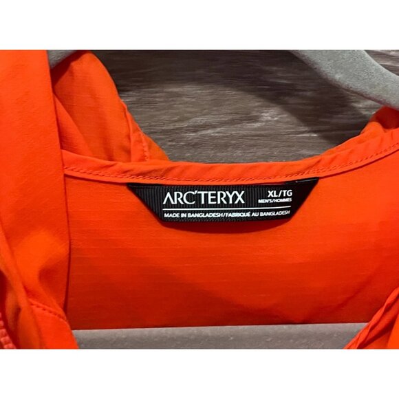 Arc'teryx Squamish Hoody Jacket Size XL Velvet Sand/Phenom Orange - Picture 5 of 6